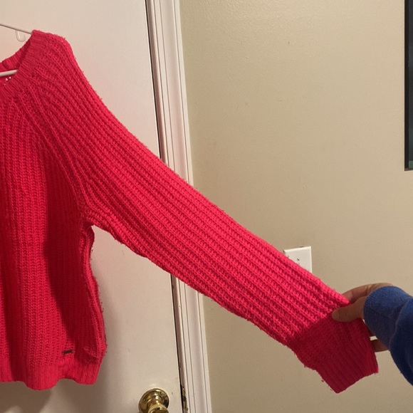 Abercrombie & Fitch Women’s Knit Sweater Size Large - Picture 4 of 6